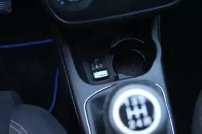 Vendo Fiat Punto 2013 - 7700 EUR, 97000 km - AUTO.MOTO.pt