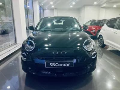 Vendo Fiat 600 2025 - 23800 EUR, 17707 km - AUTO.MOTO.pt