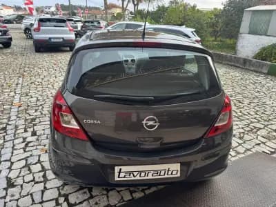 Vendo Opel Corsa 2013 - 7750 EUR, 122000 km - AUTO.MOTO.pt