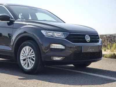Vendo Volkswagen T-Roc 2018 - 16590 EUR, 116954 km - AUTO.MOTO.pt