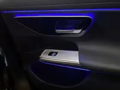 Vendo Mercedes-Benz E 220 2024 - 55980 EUR, 29555 km - AUTO.MOTO.pt