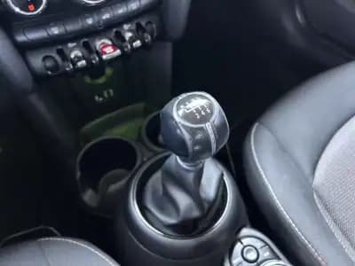 Vendo MINI Cooper 2017 - 16900 EUR, 141270 km - AUTO.MOTO.pt