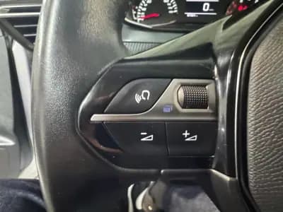 Sell Peugeot 208 2021 - 15750 EUR, 87561 km - AUTO.MOTO.pt