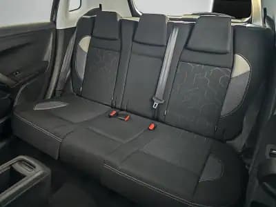 Sell Peugeot 2008 2017 - 14450 EUR, 150000 km - AUTO.MOTO.pt