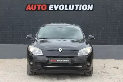 Vendo Renault Mégane 2011 - 8450 EUR, 134000 km - AUTO.MOTO.pt