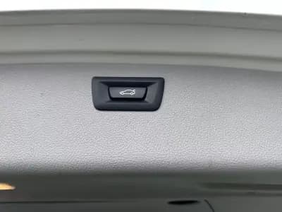 Sell BMW 318 2016 - 14900 EUR, 160000 km - AUTO.MOTO.pt