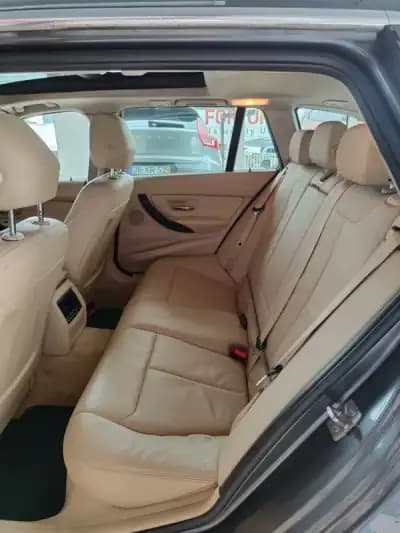 Vendo BMW 318 2013 - 14250 EUR, 180000 km - AUTO.MOTO.pt