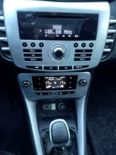 Sell Lancia Delta 2008 - 3450 EUR, 220000 km - AUTO.MOTO.pt