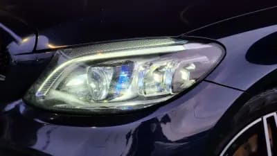 Vendo Mercedes-Benz C 300e 2021 - 21500 EUR, 165000 km - AUTO.MOTO.pt