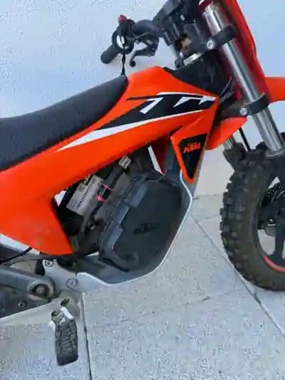Sell KTM SX E 2 2025 - 1650 EUR, 12 km - AUTO.MOTO.pt