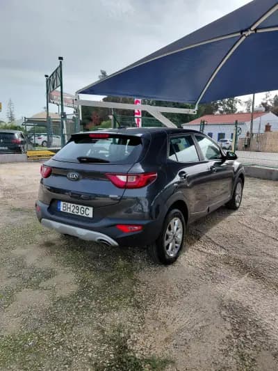 Sell Kia Stonic 2018 - 15900 EUR, 145020 km - AUTO.MOTO.pt