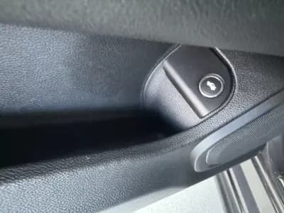 Sell Maserati Ghibli 2014 - 31000 EUR, 226000 km - AUTO.MOTO.pt