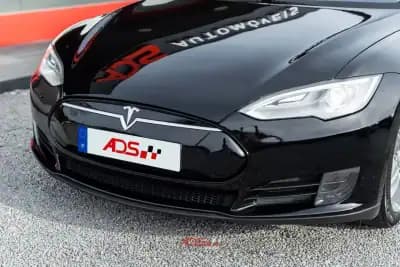 Vendo Tesla Model S 2014 - 22000 EUR, 251000 km - AUTO.MOTO.pt