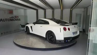Sell Nissan GT-R 2017 - 149900 EUR, 50238 km - AUTO.MOTO.pt