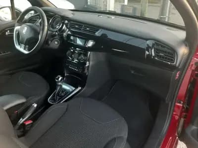 Vendo Citroën DS3 2010 - 8900 EUR, 175200 km - AUTO.MOTO.pt