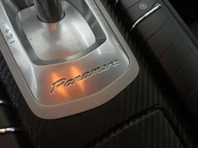 Sell Porsche Panamera 2015 - 43490 EUR, 112611 km - AUTO.MOTO.pt