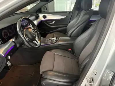 Vendo Mercedes-Benz E 220 2020 - 37900 EUR, 84701 km - AUTO.MOTO.pt