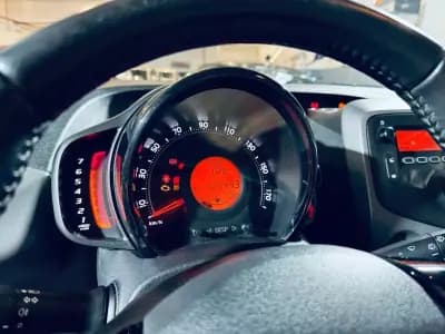 Vendo Toyota Aygo 2020 - 11750 EUR, 134443 km - AUTO.MOTO.pt