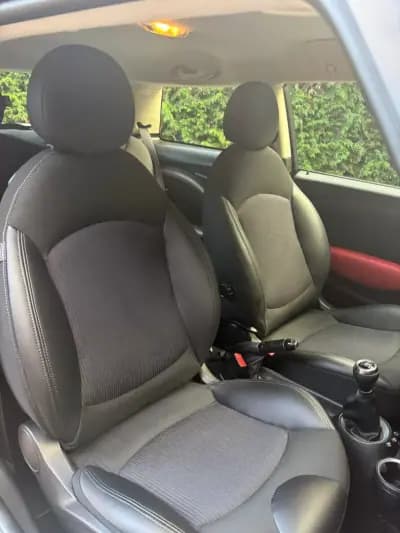 Vendo MINI One 2011 - 9750 EUR, 167000 km - AUTO.MOTO.pt