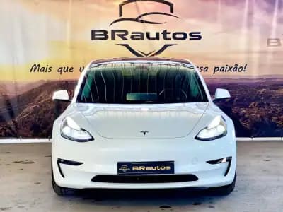 Vendo Tesla Model 3 2022 - 39900 EUR, 40060 km - AUTO.MOTO.pt