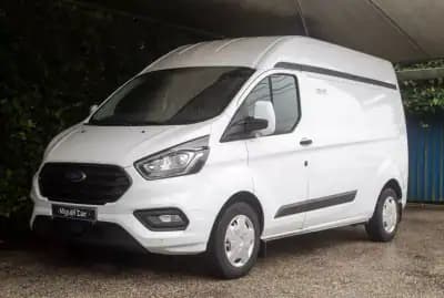 Vendo Ford Transit 2019 - 16900 EUR, 211600 km - AUTO.MOTO.pt