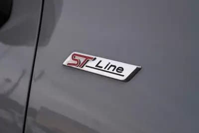 Vendo Ford Puma 2022 - 17499 EUR, 78000 km - AUTO.MOTO.pt