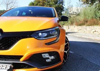 Vendo Renault Mégane 2019 - 43990 EUR, 42000 km - AUTO.MOTO.pt