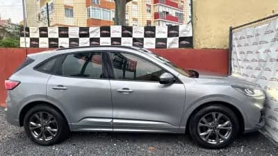Vendo Ford Kuga 2022 - 17900 EUR, 76500 km - AUTO.MOTO.pt