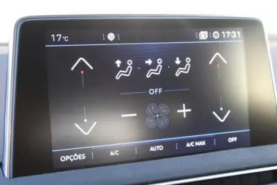 Vendo Peugeot 5008 2018 - 21990 EUR, 116000 km - AUTO.MOTO.pt