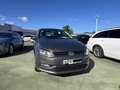 Sell Volkswagen Polo 2017 - 12990 EUR, 99650 km - AUTO.MOTO.pt