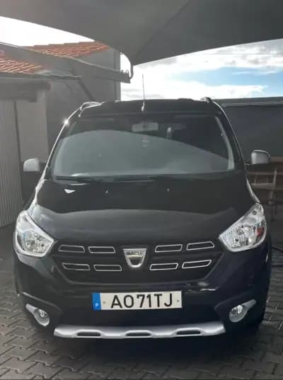 Sell Dacia Lodgy 2022 - 14900 EUR, 175000 km - AUTO.MOTO.pt