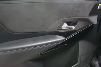 Sell DS DS7 Crossback 2021 - 24900 EUR, 110000 km - AUTO.MOTO.pt