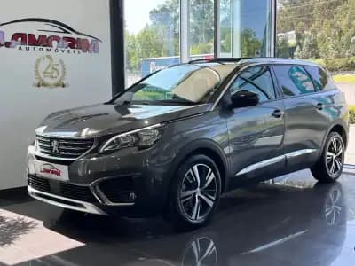 Vendo Peugeot 5008 2017 - 22500 EUR, 161123 km - AUTO.MOTO.pt
