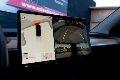 Vendo Tesla Model Y 2022 - 38900 EUR, 54000 km - AUTO.MOTO.pt