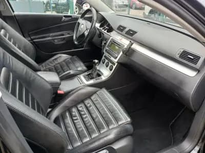 Vendo Volkswagen Passat 2006 - 8350 EUR, 138534 km - AUTO.MOTO.pt