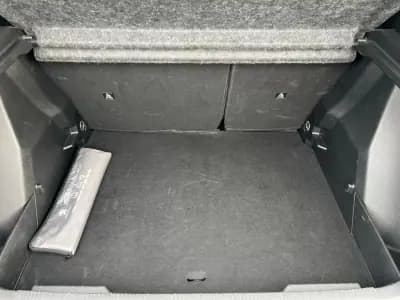 Sell Peugeot 2008 2024 - 21000 EUR, 31894 km - AUTO.MOTO.pt