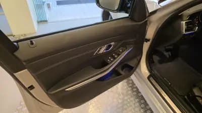 Sell BMW 318 2020 - 21500 EUR, 264805 km - AUTO.MOTO.pt