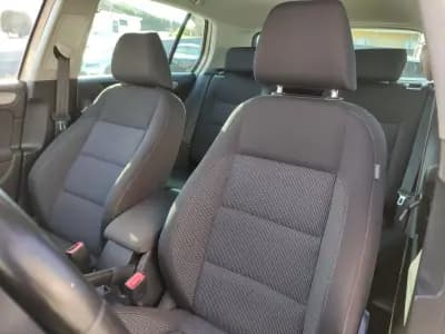 Vendo Volkswagen Golf 2012 - 11750 EUR, 153000 km - AUTO.MOTO.pt