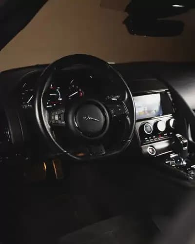 Vendo Jaguar F-Type 2018 - 45950 EUR, 78000 km - AUTO.MOTO.pt