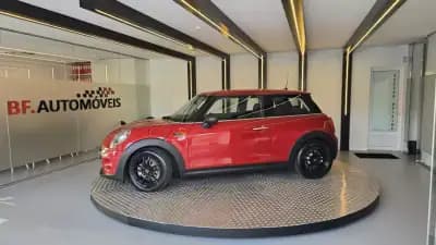 Vendo MINI One 2015 - 10900 EUR, 134360 km - AUTO.MOTO.pt