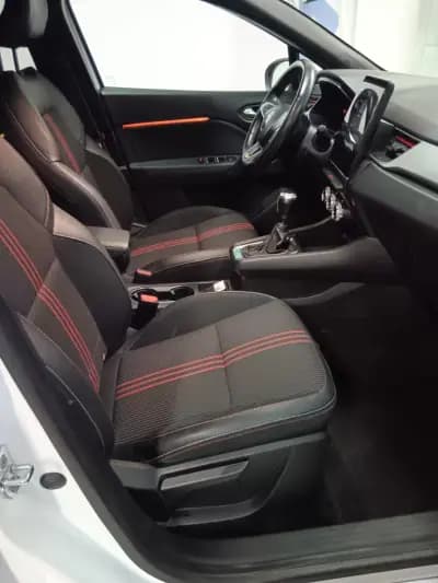 Sell Renault Captur 2022 - 17500 EUR, 77000 km - AUTO.MOTO.pt