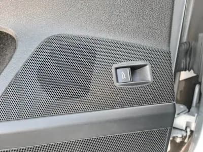 Vendo Volkswagen Passat Variant 2014 - 10750 EUR, 222000 km - AUTO.MOTO.pt