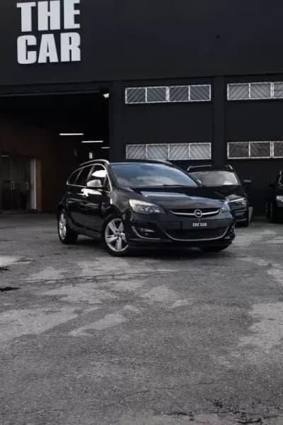Sell Opel Astra Sports Tourer 2015 - 7999 EUR, 278000 km - AUTO.MOTO.pt