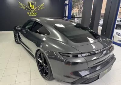 Sell Porsche Taycan 2021 - 63000 EUR, 95033 km - AUTO.MOTO.pt