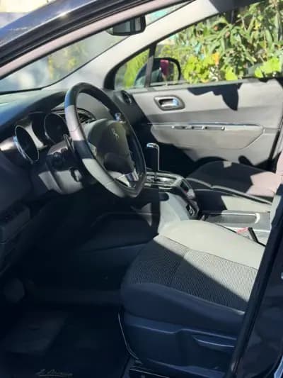 Sell Peugeot 5008 2014 - 12900 EUR, 177970 km - AUTO.MOTO.pt