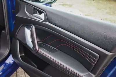 Sell Peugeot 308 SW 2018 - 13980 EUR, 79660 km - AUTO.MOTO.pt