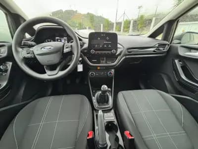 Sell Ford Fiesta 2018 - 13490 EUR, 140000 km - AUTO.MOTO.pt