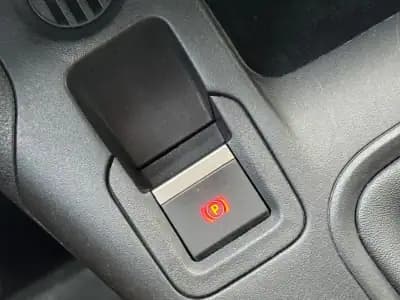 Sell Opel Combo 2019 - 13450 EUR, 150000 km - AUTO.MOTO.pt