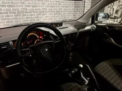 Vendo Toyota iQ 2010 - 7990 EUR, 180000 km - AUTO.MOTO.pt