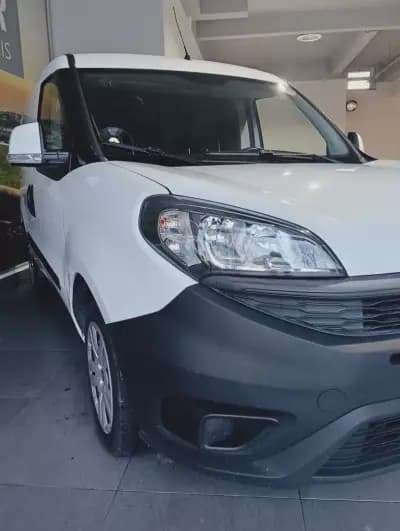 Sell Fiat Doblo 2021 - 10990 EUR, 99701 km - AUTO.MOTO.pt